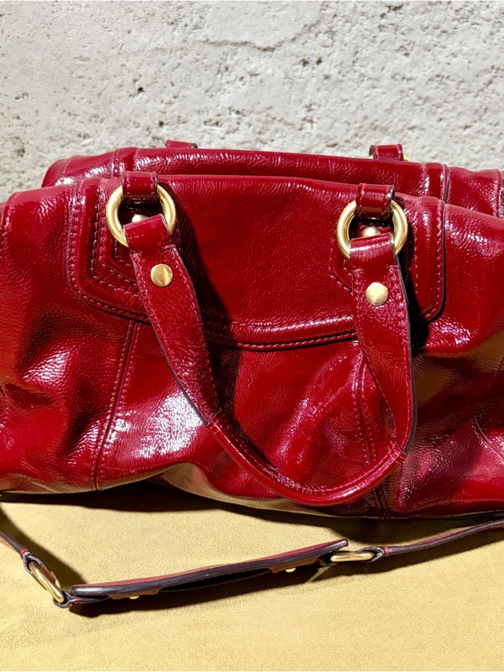 Coach Red Patent Leather Shoulder Satchel with Gold Hardware, versatile straps - Picture 4 of 7